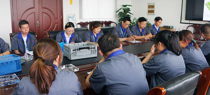 东方彩塑料托盘生产厂家-研发团队 东方彩塑料托盘生产厂家-研发团队